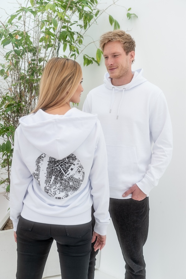 mikiny švarcplán bílé