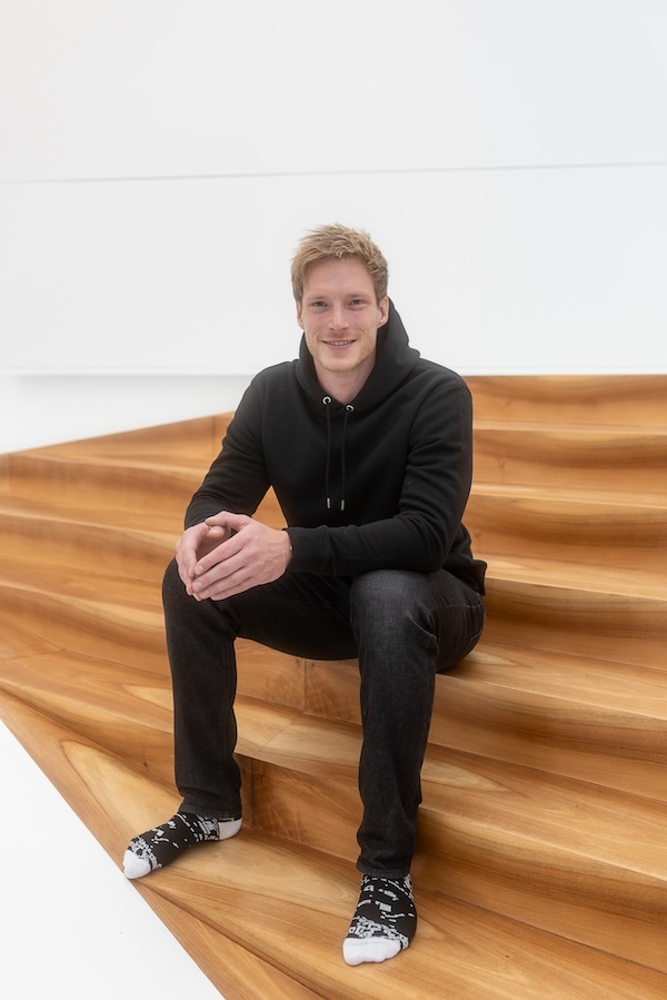 mikina černá švarcplán