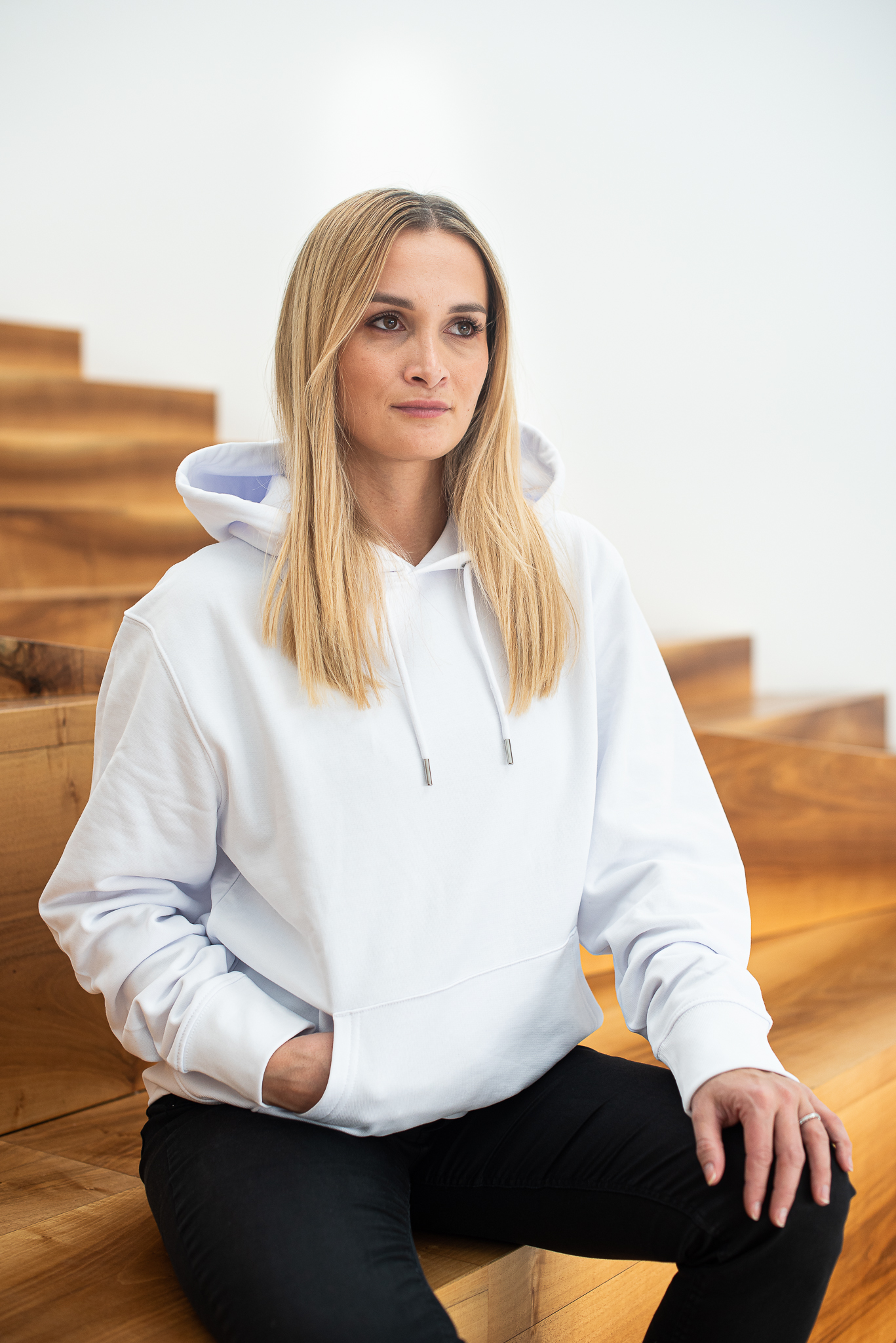 mikiny švarcplán prahy bílé